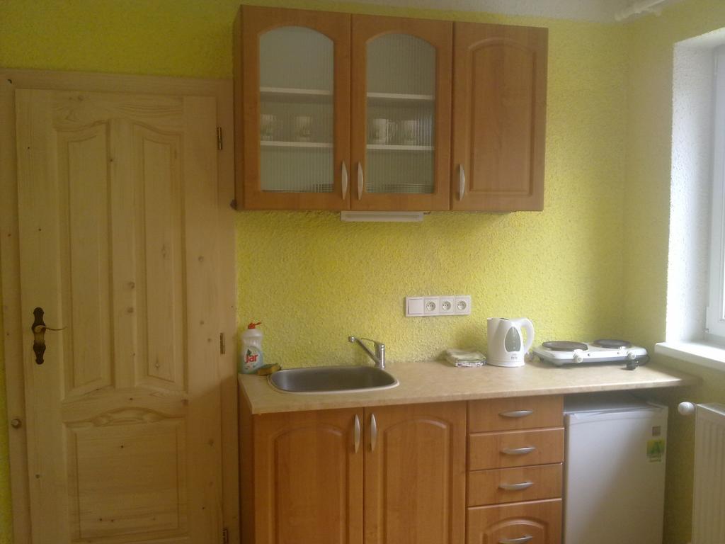 Penzion Apartmany Becov เบชอฟ นาด เทอโพล ห้อง รูปภาพ